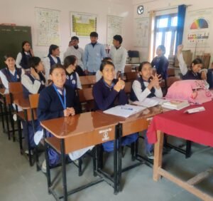 1744877863_87_सरकारी-स्कूल-आधुनिकता-की-ओर.jpeg