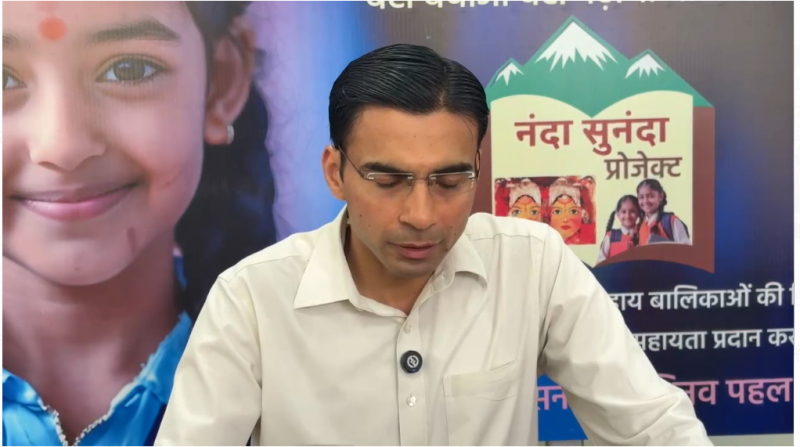 अनाथ-भाई-बहन-अदिति-आदित्य-का-बंधक-50-हजार-का-लोन.png