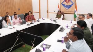 जलस्रोत-और-नदियों-के-संवर्द्धन-के-बड़े-प्रोजेक्ट्स-भी-किए.jpg
