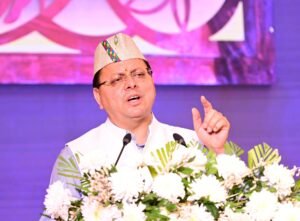 प्रधानमंत्री-की-नीतियों-से-तीस-करोड़-लोग-गरीबी-रेखा-से.jpg