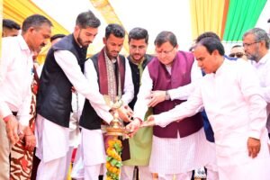 मुख्यमंत्री-ने-हेमवती-नंदन-बहुगुणा-गढ़वाल-केंद्रीय-विश्वविद्यालय-में-आयोजित.jpg