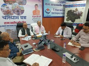 यात्रियों-की-छोटी-से-छोटी-सुविधाओं-का-रखा-जाए-ख्याल-रुहेला.jpg