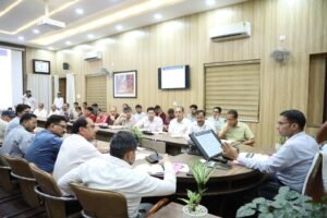 लार्वीसाईडिल-स्प्रे-के-टैंक-किए-चौगुने-5-से-20-अगले.jpg
