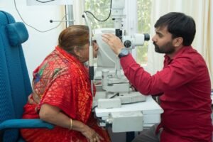 वर्ल्ड-हेल्थ-डे-के-अवसर-पर-परमार्थ-निकेतन-में-तीन.jpg
