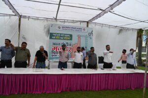 अर्न्तरराष्ट्रीय-श्रमिक-दिवस-पर-प्रदेशभर-में-आयोजित-किए-गए-मतदाता.jpg