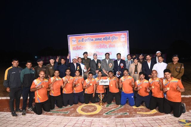1764776381_364_हरिद्वार-पुलिस-की-ऊर्जावान-मेजबानी-23वीं-प्रादेशिक-पुलिस-वॉलीबॉलसेपक-टाकरा.jpg