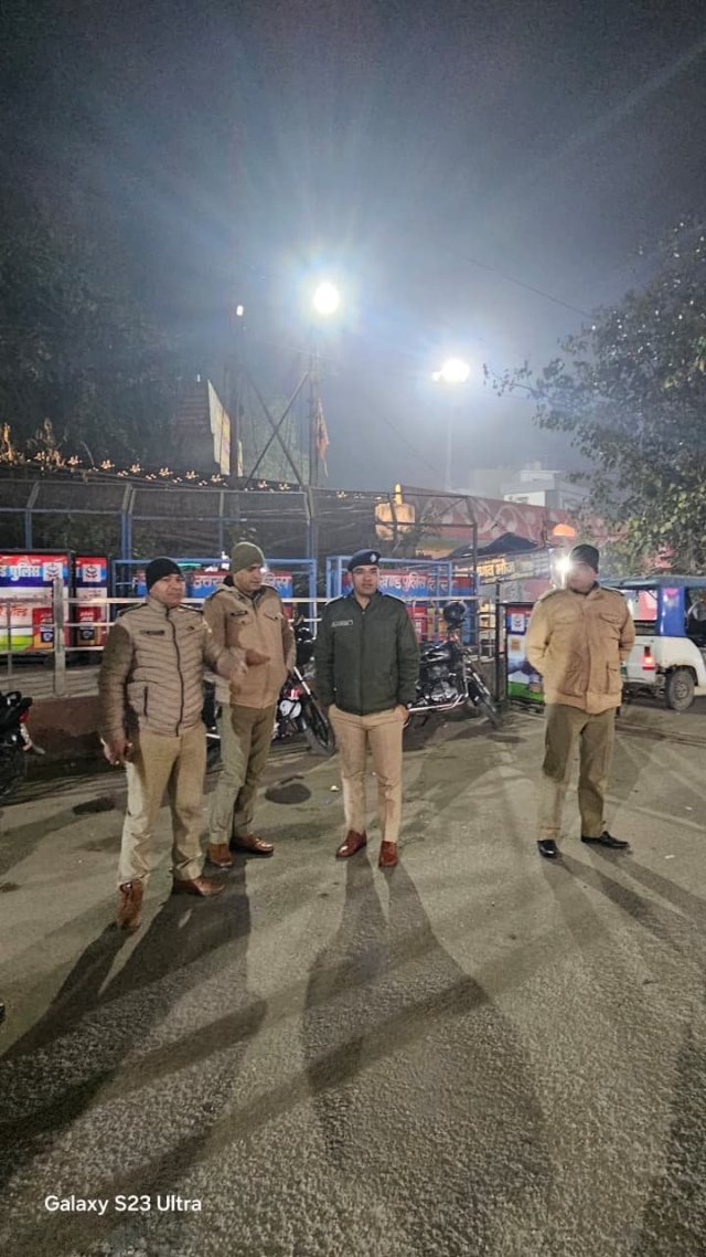 1767195187_9_नए-साल-का-जश्न-हरिद्वार-पुलिस-का-कड़ा-पहरा.jpg