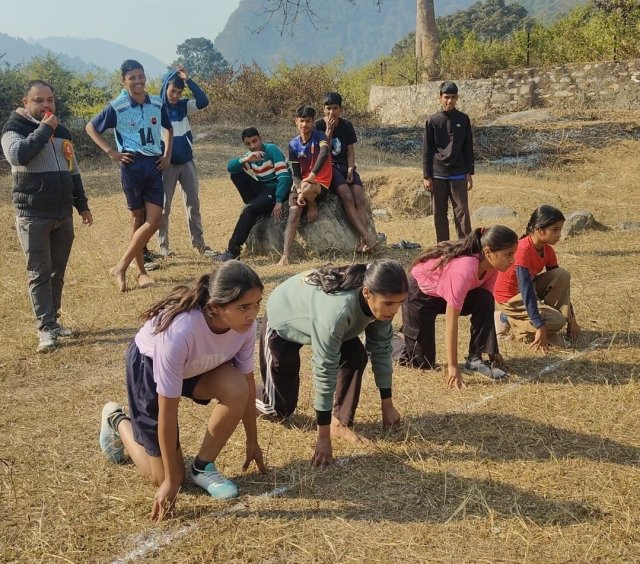 न्याय-पंचायत-स्तरीय-खेल-महाकुंभ-का-कोठगी-में-हुआ-आयोजन.jpg
