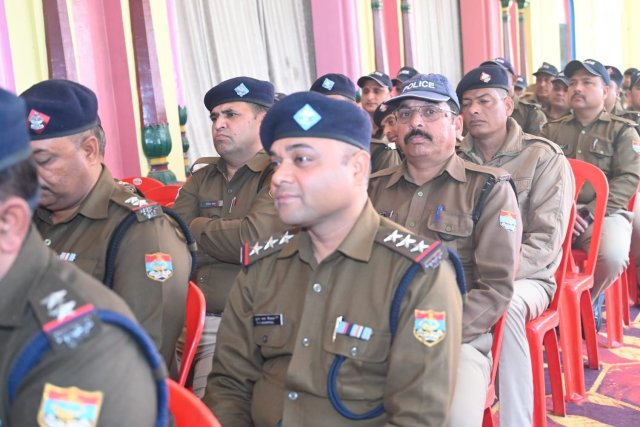 1770564385_830_कांवड़ियों-के-स्वागत-और-सुरक्षा-के-लिए-हरिद्वार-पुलिस-का.jpg
