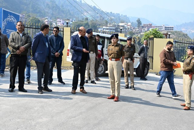 1771328915_117_रुद्रप्रयाग-पुलिस-ने-शुरू-किया-सघन-चेकिंग-अभियान-व-किये.jpg