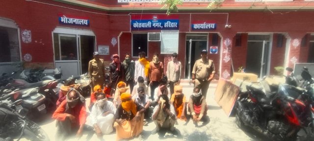 हरिद्वार-पुलिस-के-द्वारा-हरीकीपैडी-क्षेत्र-में-20-भिक्षुकों-के.jpeg