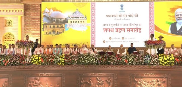 1778601291_165_मुख्यमंत्री-श्री-पुष्कर-सिंह-धामी-ने-कामाख्या-देवी-मंदिर-में.jpeg