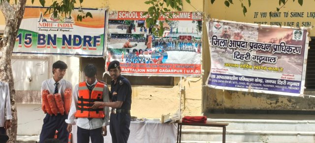 NDRF-की-टीम-द्वारा-DDMA-टिहरी-गढ़वाल-के-सहयोग-से.jpeg