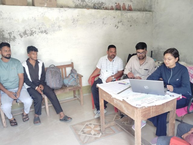 तहसील-जाखणीधार-के-ग्राम-आंद्रेठी-में-आयोजित-हुए-फार्मर-रजिस्ट्री.jpeg