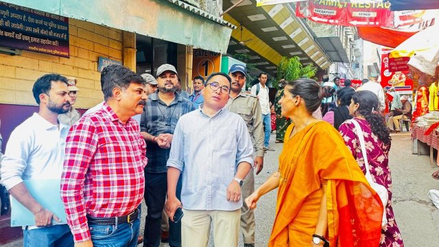 मेलाधिकारी-ने-मनसा-देवी-मार्ग-सहित-हरकीपैड़ी-से-ललतारौ-पुल.jpeg