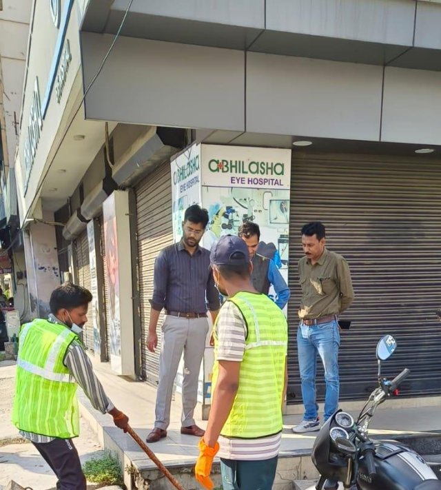 वर्षाकाल-से-पहले-नाला-सफाई-कार्यों-का-नगर-आयुक्त-ने.jpeg