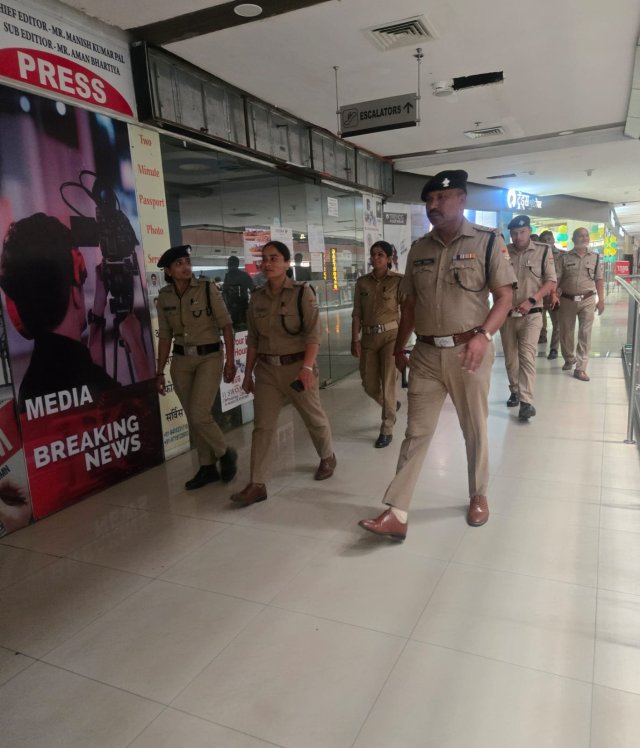 1781020002_258_अश्लील-हरकतों-पर-हरिद्वार-पुलिस-का-प्रहार.jpeg