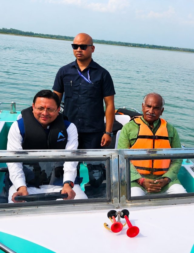 1781361710_552_मुख्यमंत्री-ने-गदरपुर-आयोजित-होने-वाली-अंतर्राष्ट्रीय-क्याकिंग-एवं-कैनोइंग.jpg