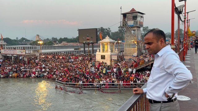 1781453609_121_जिलाधिकारी-एवं-एसएसपी-हरिद्वार-द्वारा-सोमवती-स्नान-के-दृष्टिगत-सुरक्षा.jpg