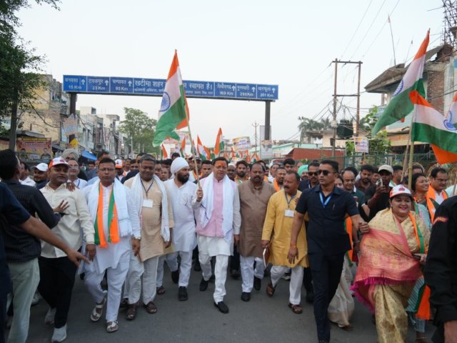 1781453722_89_खटीमा-में-मुख्यमंत्री-धामी-के-नेतृत्व-में-निकली-भव्य-प्रगति.jpeg