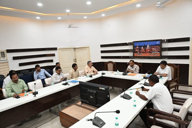 1781700585_828_जनपद-में-विशेष-गहन-पुनरीक्षण-कार्यक्रम-के-सफल-क्रियान्वयन-हेतु.jpg