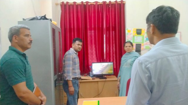 1781967448_419_जिलाधिकारी-ने-आज-भागीरथीपुरम-स्थित-हाईड्रो-इंजीनियरिंग-कॉलेज-में-बनाए.jpeg