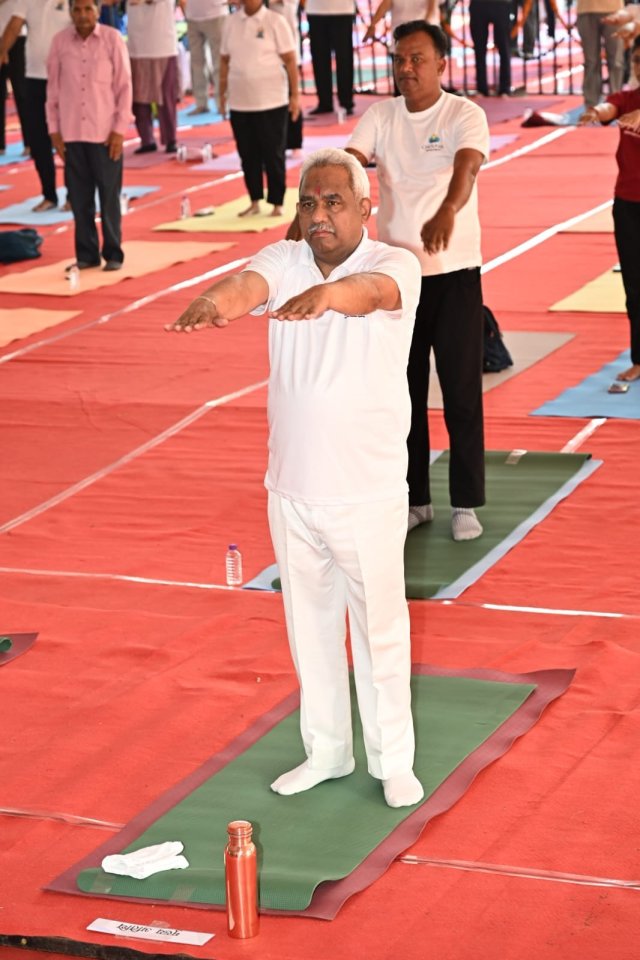 1782019552_685_योग-स्वास्थ्य-शरीर-के-लिए-अत्यंत-आवश्यक-हैआयुष-मंत्री-मदन.jpeg