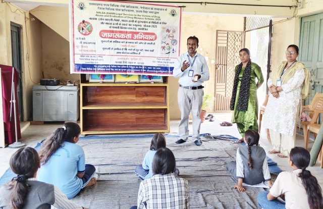 छात्राओं-को-नालसा-डॉनDAWNयोजना-2025-विषय-पर-विस्तार-पूर्वक-दी.jpg