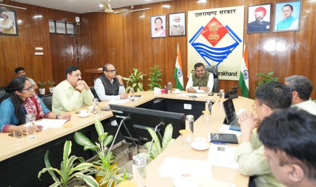 मुख्य-सचिव-ने-शिक्षा-विभाग-के-अंतर्गत-विद्यार्थियों-की-ट्रैकिंग.jpeg
