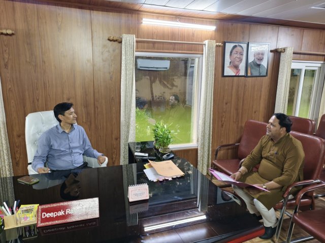 रुद्रपुर-के-समग्र-विकास-ज्वलंत-एवं-जनहित-के-मुद्दों-पर.jpg