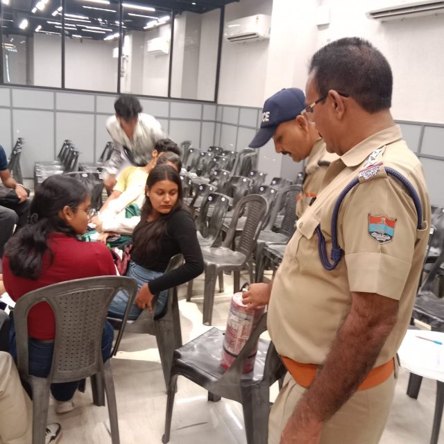 1783829100_640_हरिद्वार-पुलिस-का-अग्नि-सुरक्षा-निरीक्षण-अभियान-जारी.jpeg
