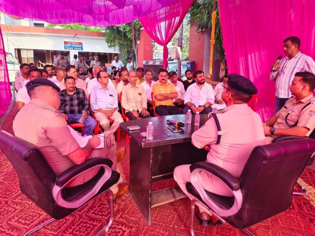 1784997235_361_CO-ज्वालापुर-की-अध्यक्षता-में-कांवड़-मेले-के-दृष्टिगत-गोष्ठी.jpeg