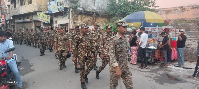 1785079113_67_कांवड-मेला-के-दृष्टिगत-पैरामिलिट्री-फोर्स-पीएसी-के-साथ-कनखल.jpeg