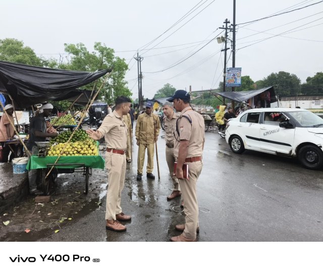 1785258052_594_कावड़-मेला-की-व्यवस्था-का-जायजा-लेते-हुए-पुलिस-के.jpeg