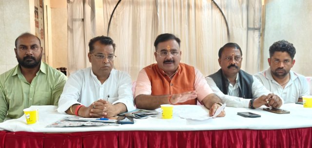 कांग्रेस-प्रवक्ता-ने-की-केदारनाथ-धाम-चढ़ावा-चोरी-अर्द्धकुंभ-और.jpg