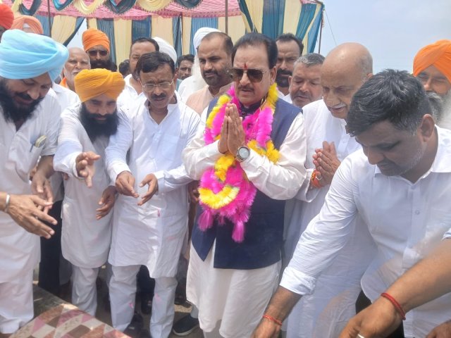 काशीपुर-सितारगंज-नेशनल-हाईवे-पर-बेगुल-नदी-पर-विधिवत-भूमिपूजन-किया.jpg