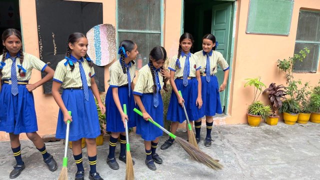 ग्रीन-फील्ड-पब्लिक-स्कूल-में-डेंगू–मलेरिया-जागरूकता-एवं-स्वच्छता-अभियान.jpeg