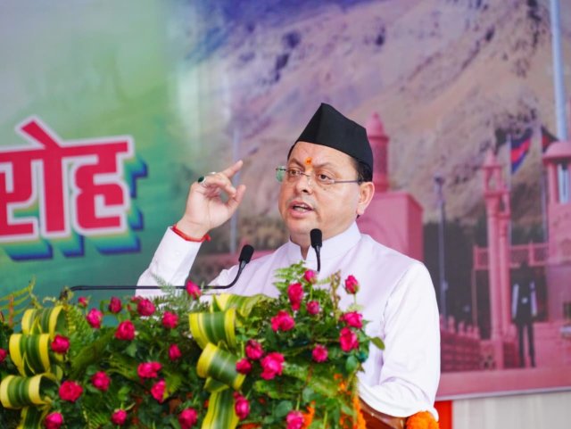 मुख्यमंत्री-ने-कारगिल-विजय-दिवस-पर-शहीद-स्मारक-पर-पुष्पचक्र.jpeg