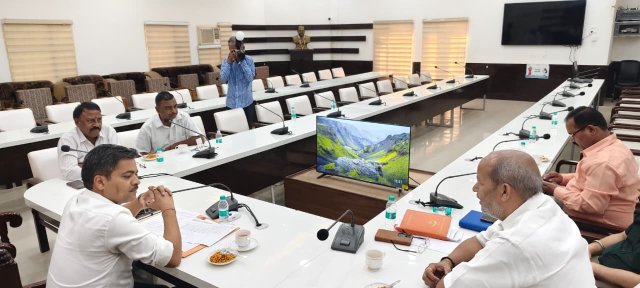 विशेष-गहन-पुनरीक्षण-कार्यक्रम-के-सफल-क्रियान्वयन-हेतु-अपर-जिलाधिकारी.jpeg