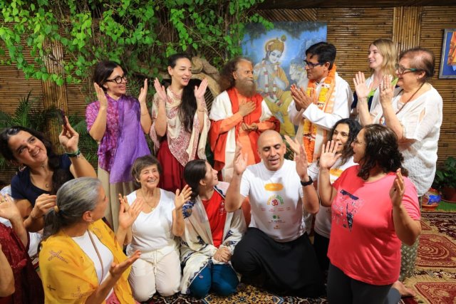 स्वामी-चिदानन्द-सरस्वती-जी-का-संदेश.jpeg