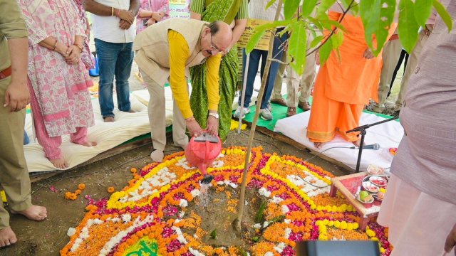 हरेला-पर्व-पर-मालदेवता-में-हुआ-भव्य-वृक्षारोपण-अभियान-प्रदेश.jpg