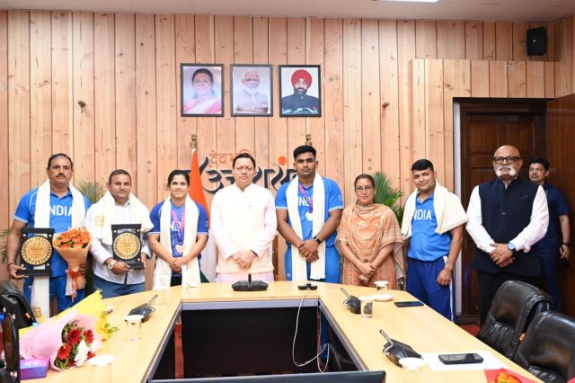 कॉमनवेल्थ-गेम्स-2026-के-उत्तराखंड-के-पदक-विजेताओं-और-प्रशिक्षकों.jpeg