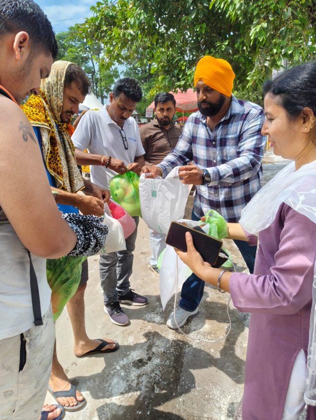 सिंगल-यूज़-प्लास्टिक-को-‘नमस्ते-बोलें-हरिद्वार-की-4-‘ग्रीन.jpeg