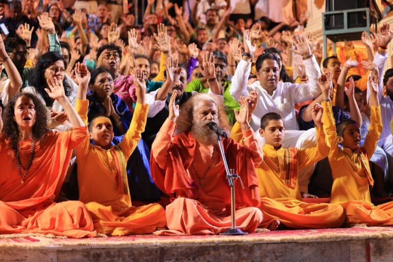 1790680790_226_अनुमान-समिति-के-अध्ययन-दौरे-के-अंतर्गत-माननीय-सांसदों-का.jpg
