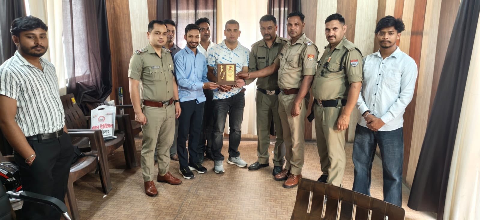 1790957270_445_गांधी-जयंती-के-शुभ-अवसर-पर-पथरी-पुलिस-के-सहयोग.jpeg