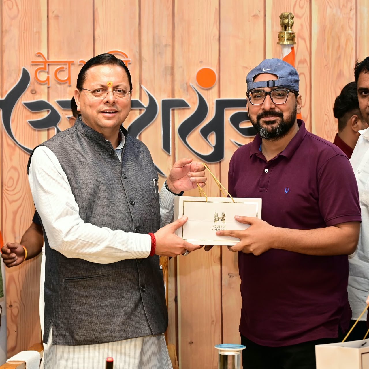 1791042720_889_हरियाणा-के-युवाओं-ने-मुख्यमंत्री-से-साझा-किए-उत्तराखण्ड-भ्रमण.jpeg