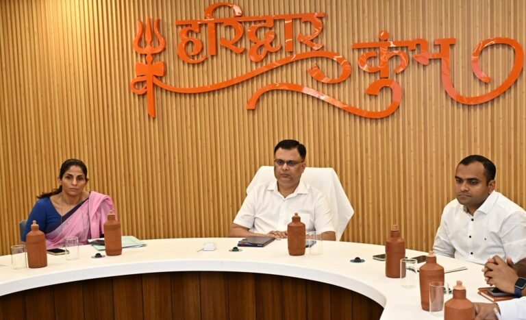 1791210946_684_कुंभ-मेला-2027-में-सफाई-एवं-सेनिटेशन-व्यवस्था-की-व्यापक-तैयारी.jpeg