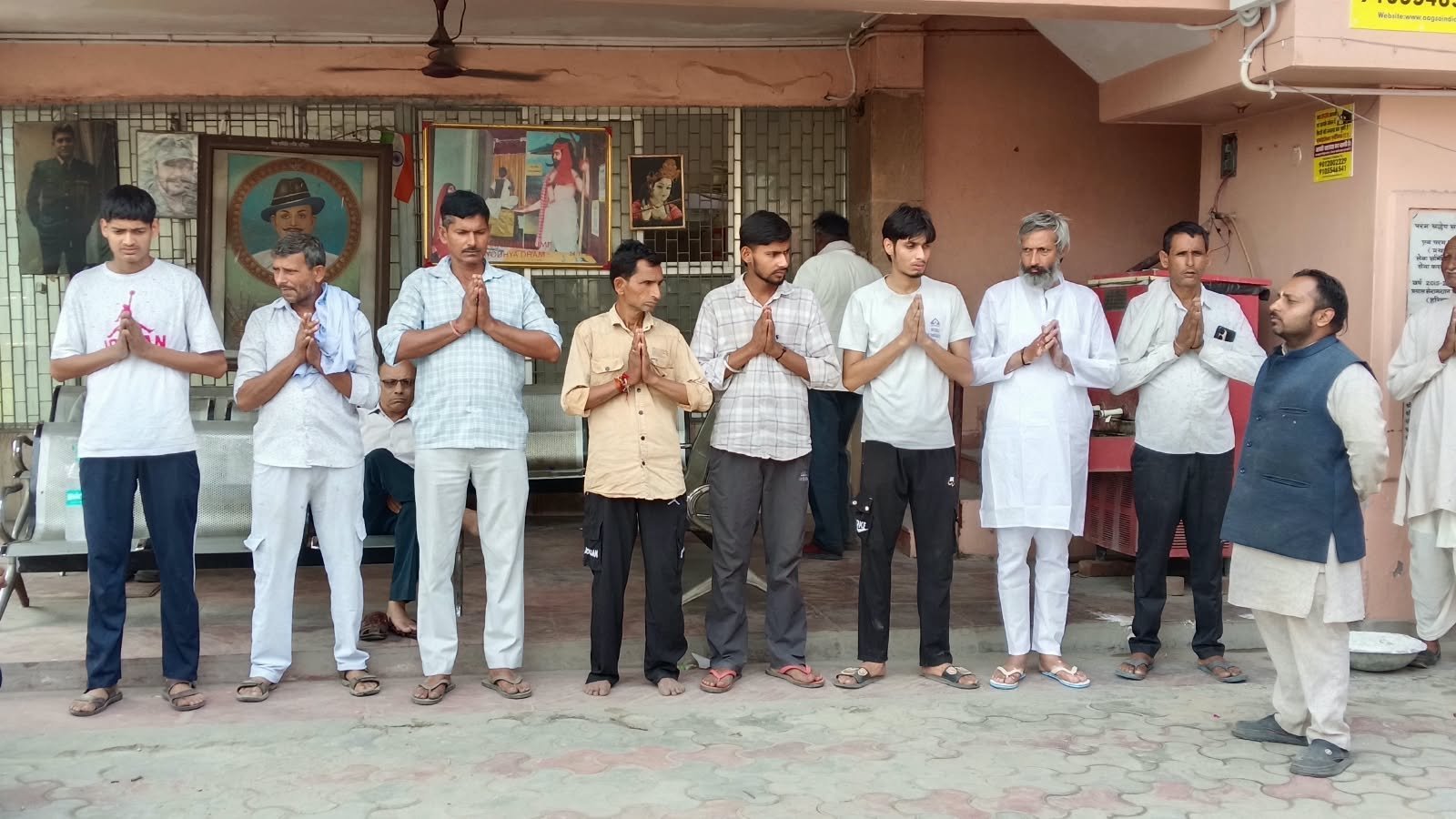 1791378123_64_सूचना-विभाग-की-सहायिका-गीता-राजपूत-की-माता-का-निधन.jpg