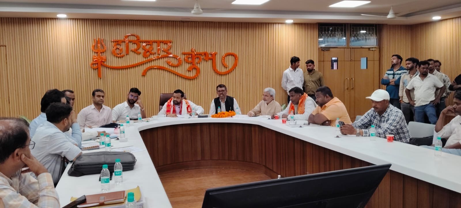 1791810815_963_राष्ट्रीय-सफाई-कर्मचारी-आयोग-के-अध्यक्ष-भगवत-प्रसाद-मकवाना-ने.jpg