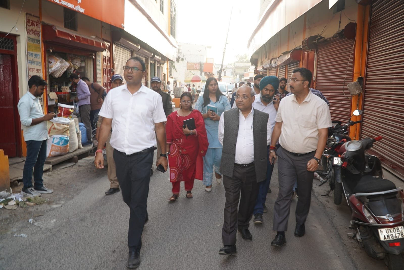 1792754985_430_कुंभ-2027-की-तैयारियों-का-मंडलायुक्त-ने-किया-स्थलीय-निरीक्षण-निर्माण.jpeg